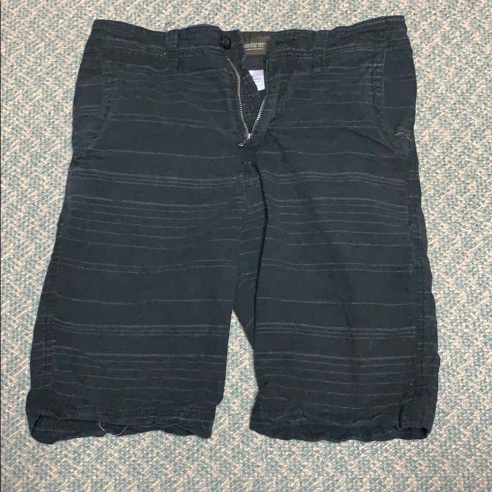No boundaries black shorts